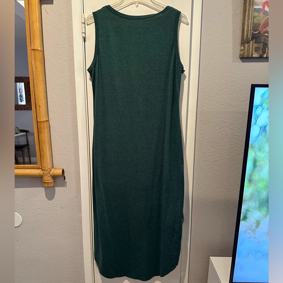 Long & green tee shirt tank dress - Picture 3 of 12